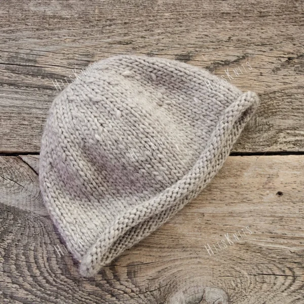 Rolled Brim Beanie knitting pattern by HitsKnits - men's stockinette wool hat with natural rolled brim in Lanoso Filzy Wool