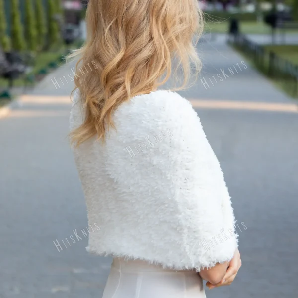 Faux Fur Bridal Wrap knitting pattern by HitsKnits - fluffy infinity cape in white super bulky faux fur yarn